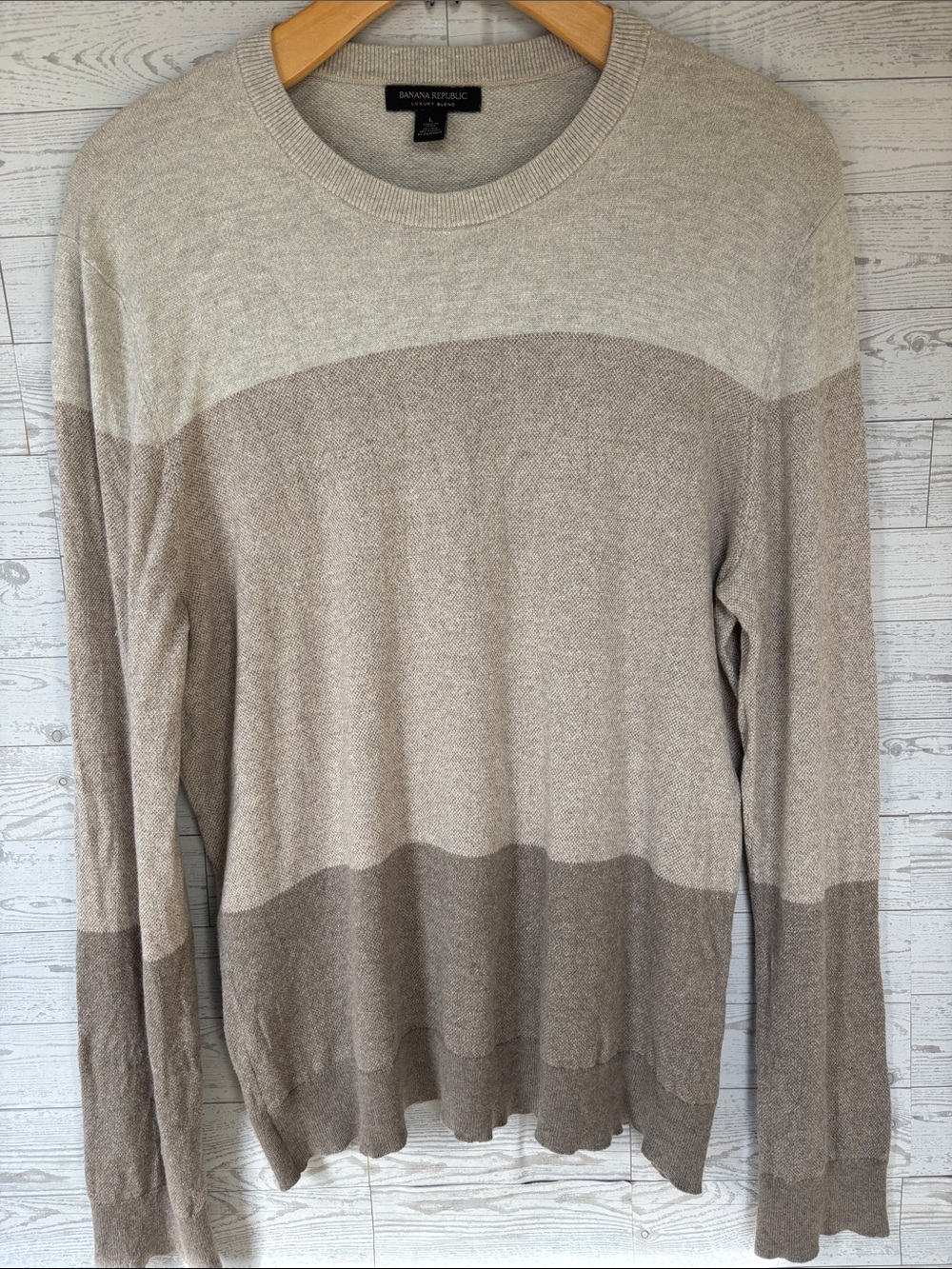 Banana Republic Sweater Large Luxury Blend Silk cashmere tan Colorblock striped